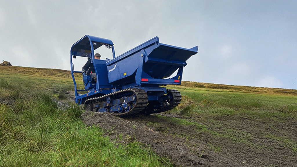 TRACKED DUMPER
